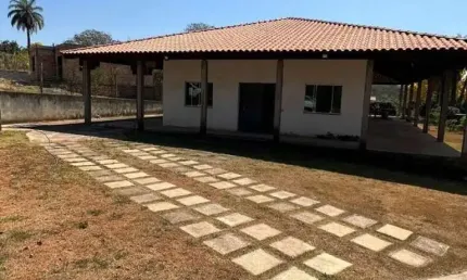 Casa de condomínio á venda com 03 quartos sendo 01 suíte, 1500m² em igarapé mg!