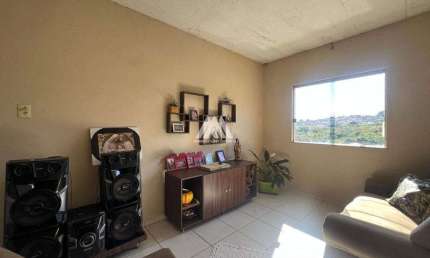 Apartamento com 3 quartos para alugar no Santa Edwiges, Itaúna 