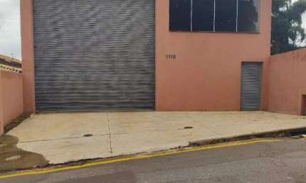 Galpão para locação de 250m², sendo ótima localização em Igarapé MG!