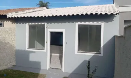 Casa á venda com 02 quartos, terreno de 127m² em São Joaquim de Bicas MG!