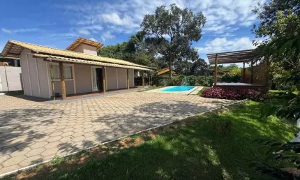Chácara á venda 03 quartos sendo 01 suíte, terreno de 722m² em itatiaiuçu mg!