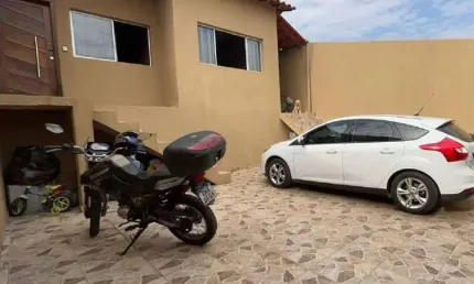 Casa á venda de 180m² com 02 quartos em São Joaquim de Bicas MG!