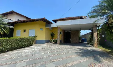 Casa com 4 dormitórios à venda, 250 m² por R$ 2.600.000,00 - Maitinga - Bertioga/SP