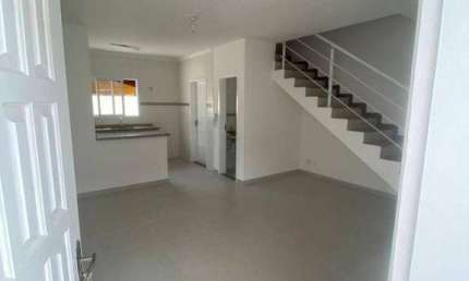 Sobrado com 2 suítes à venda, 75 m² por R$ 420.000 - Jardim Rafael - Bertioga/SP