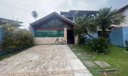 Sobrado com 4 dormitórios à venda, 213 m² por R$ 1.700.000,00 - Maitinga - Bertioga/SP