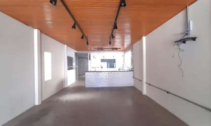 Casa comercial com 4 salas à venda na Rua São Luís, 665, Santana, Porto Alegre