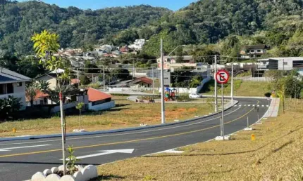 Terreno à venda no Estrada das Areias, Indaial  por R$ 293.900