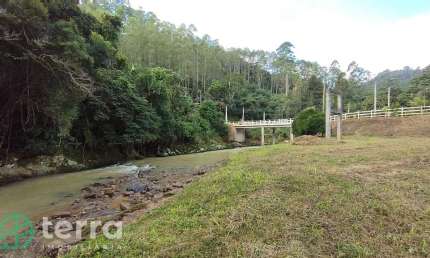 Chácara / sítio à venda no Centro, Apiúna  por R$ 230.000