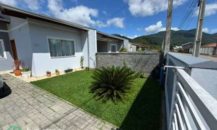 Casa com 2 quartos à venda no Warnow, Indaial , 62 m2 por R$ 290.000