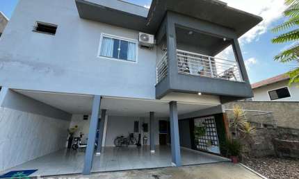 Casa com 3 quartos à venda em Das Capitais, Timbó , 182 m2 por R$ 1.200.000