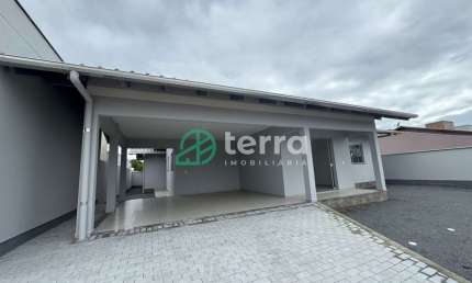 Casa com 3 quartos à venda em Benedito, Indaial , 168 m2 por R$ 730.000