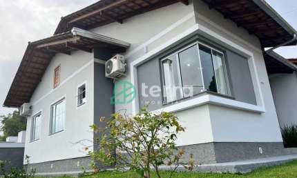 Casa com 3 quartos à venda no Arapongas, Indaial , 67 m2 por R$ 365.000