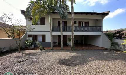 Casa com 6 quartos à venda em Benedito, Indaial , 251 m2 por R$ 499.000