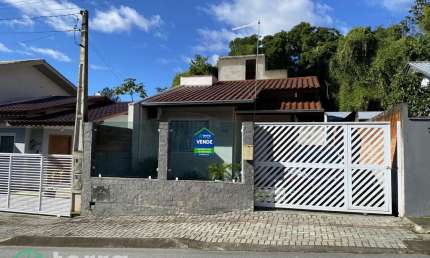 Casa com 3 quartos à venda em Benedito, Indaial , 149 m2 por R$ 635.000