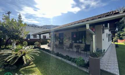 Casa com 3 quartos à venda no Ribeirão Clara, Pomerode , 196 m2 por R$ 998.000