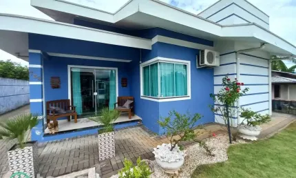 Casa com 3 quartos à venda no Carijós, Indaial , 254 m2 por R$ 970.000