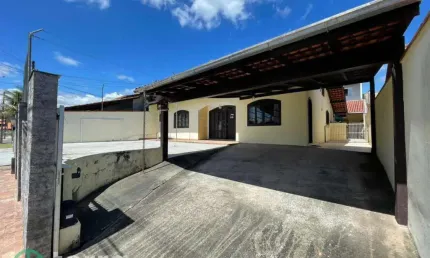 Casa com 3 quartos à venda em Água Verde, Blumenau , 196 m2 por R$ 870.000