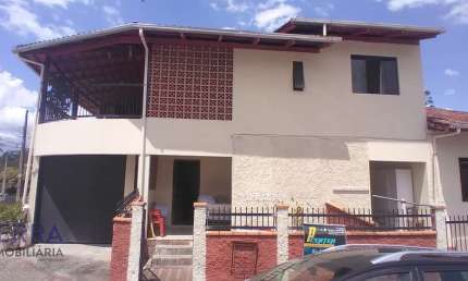 Casa com 6 quartos à venda no Itoupavazinha, Blumenau , 350 m2 por R$ 650.000