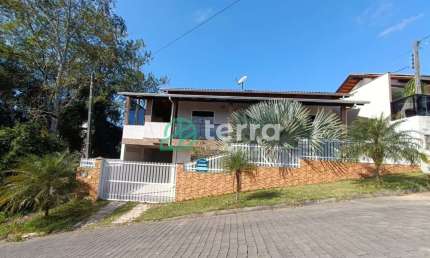 Casa com 3 quartos à venda no Estados, Indaial , 196 m2 por R$ 780.000