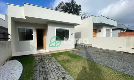 Casa com 2 quartos para alugar no Carijós, Indaial , 53 m2 por R$ 1.650