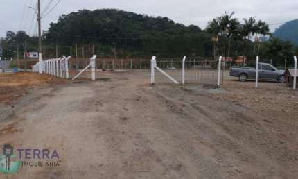 Terreno comercial à venda na Glória, Rodeio  por R$ 670.000