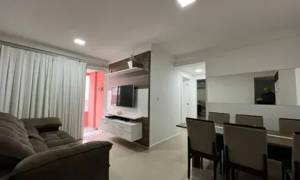 Apartamento com 2 dormitórios sendo 01 suíte, 73 m² por R$ 636.000 - Barreiros - São José/SC