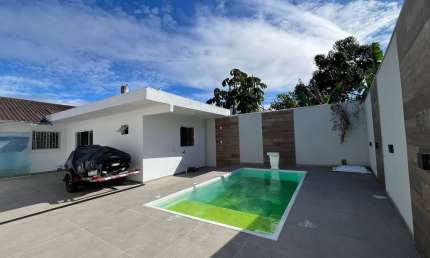 CASA 02 DORMITÓRIOS CONDOMINIO FECHADO CASA COM PISCINA