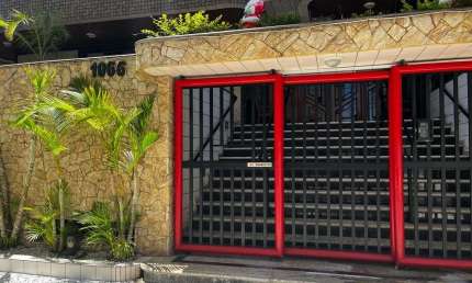 Apartamento com 3 dormitórios à venda, 132 m² por R$ 680.000,00 - Vila Tupi - Praia Grande/SP