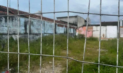 Lindo terreno à venda, 928 m² por R$ 4.000.000 - Aviação - Praia Grande/SP