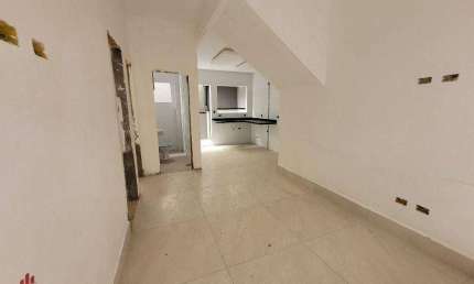 Casa com 2 dormitórios à venda, 48 m² por R$ 338.000,00 - Maracanã - Praia Grande/SP