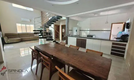 Sobrado com 5 dormitórios à venda, 262 m² por R$ 1.550.000,00 - Balneário Flórida - Praia Grande/SP