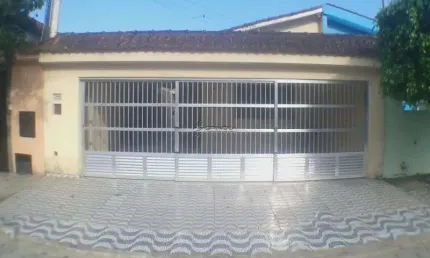 Casa com 3 dormitórios à venda, 80 m² por R$ 450.000,00 - Maracanã - Praia Grande/SP