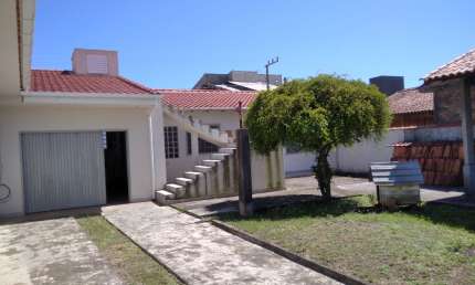 Ótima localização – Casa com 3 dormitórios – Recife – Tubarão