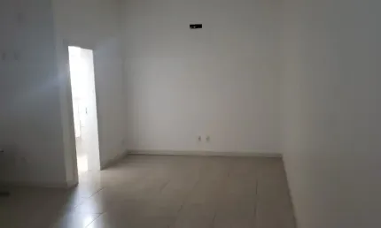Sala comercial térrea,  semi mobiliada, próximo ao fórum de tubarão – sc