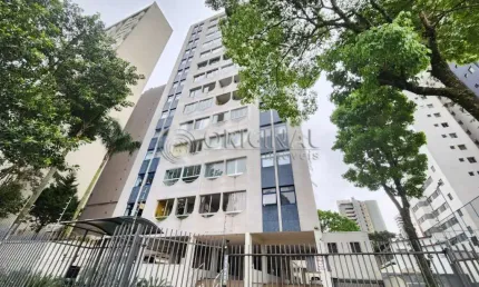 APARTAMENTO TOTALMENTE REFORMADO COM 3 DORMITÓRIOS PARA VENDA.