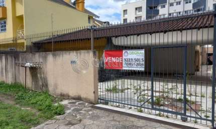 Casa comercial com 6 salas para alugar na Rua Carlos Cesarini, 90, Bacacheri, Curitiba