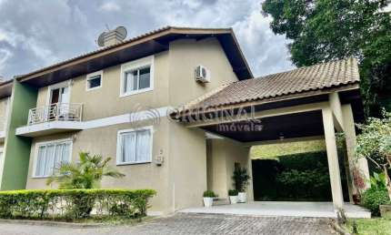 Casa Exclusiva Mobiliada -  Próximo ao Parque Tanguá