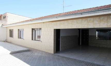 Casa com 3 quartos para alugar na Rua Ângelo Piotto, 71, Cidade Industrial, Curitiba