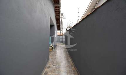 Casa Térrea à venda , 3 quarto(s),  sendo 1 suíte(s)  no bairro Jardim Peruíbe, 2000 metros da praia, Peruíbe-SP