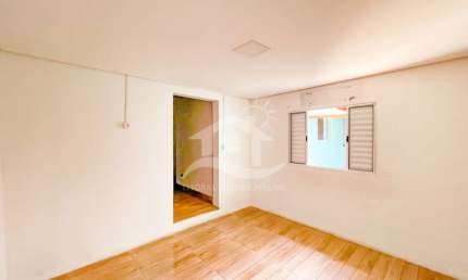 Casa Sobrado à venda , 5 quarto(s),  sendo 2 suíte(s)  no bairro Jardim Peruíbe, 1200 metros da praia, Peruíbe-SP