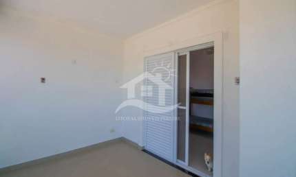 Casa Sobrado à venda com piscina, 4 quarto(s),  sendo 2 suíte(s)  no bairro Flórida, 2 metros da praia, Peruíbe-SP
