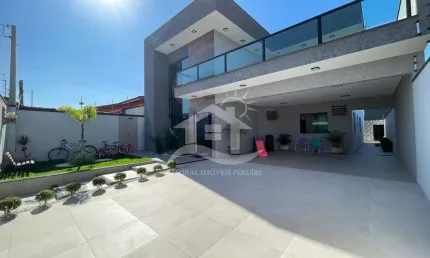 Casa Assobradada à venda , 4 quarto(s),  sendo 3 suíte(s)  no bairro São José, 700 metros da praia, Peruíbe-SP
