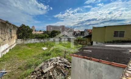 Salão Galpão à venda , ,   no bairro Centro, 0 metros da praia, Peruíbe-SP
