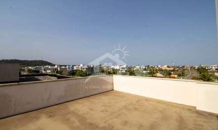 Casa Sobrado à venda , 4 quarto(s),  sendo 2 suíte(s)  no bairro Bougainville Residencial IV, 1200 metros da praia, Peruíbe-SP
