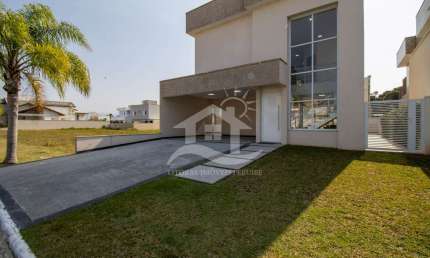 Casa Sobrado à venda , 4 quarto(s),  sendo 2 suíte(s)  no bairro Bougainville Residencial IV, 1200 metros da praia, Peruíbe-SP