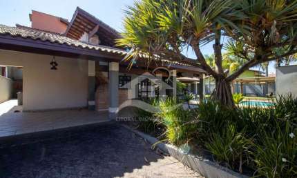 Casa Sobrado Parte Superior à venda , 5 quarto(s),  sendo 5 suíte(s)  no bairro Oasis, 800 metros da praia, Peruíbe-SP