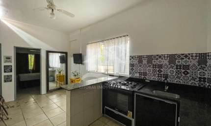 Apartamento Sobreloja à venda , 1 quarto(s),  sendo 0 suíte(s) (Sobreloja) no bairro Centro, 500 metros da praia, Peruíbe-SP