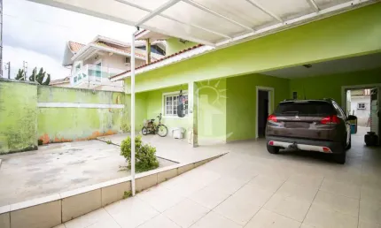 Casa Sobrado à venda , 4 quarto(s),  sendo 2 suíte(s)  no bairro Jardim Icaraiba, 100 metros da praia, Peruíbe-SP