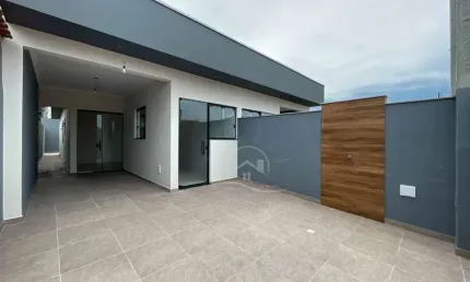Casa térrea à venda , 2 quarto(s),  sendo 1 suíte(s)  no bairro jardim márcia, 1300 metros da praia, peruíbe-sp