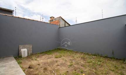 Casa Térrea à venda com piscina, 2 quarto(s),  sendo 1 suíte(s)  no bairro Park DAville, 2000 metros da praia, Peruíbe-SP